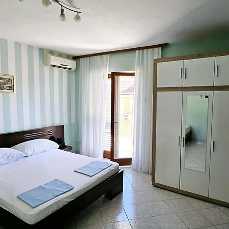 Apartment Blink Orebic