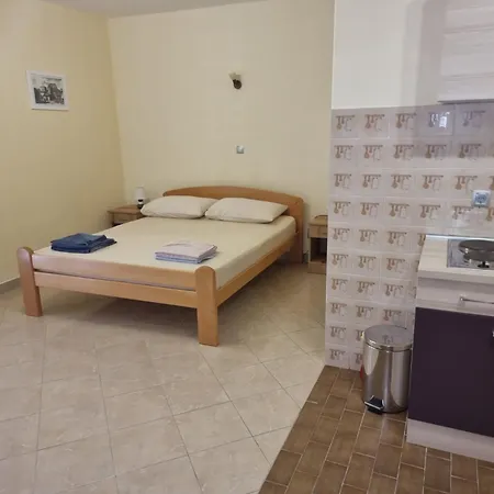 Apartment Blink
