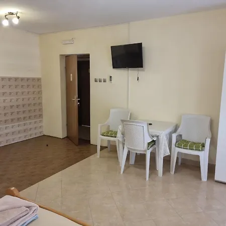 Blink Apartment