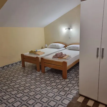 Blink Apartment